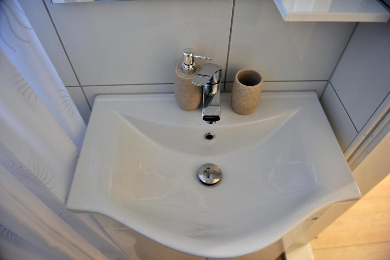 Studio Apartman Bandb Ðakovo 外观 照片
